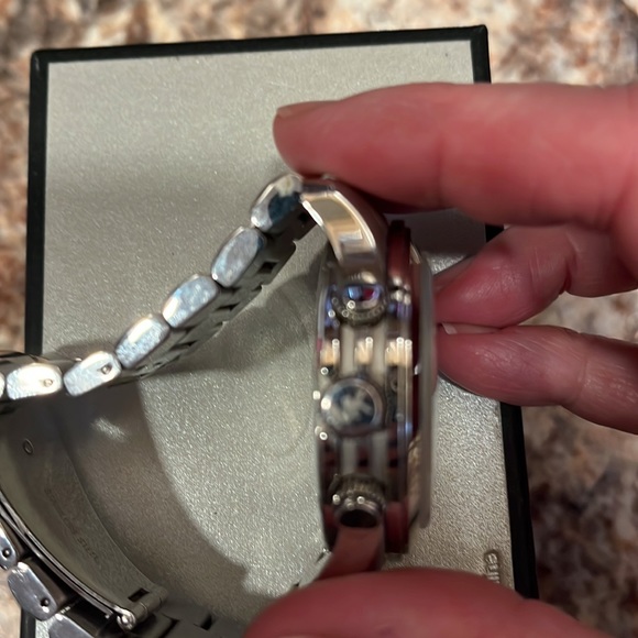 MICHAEL KORS WATCH‼️ - Picture 3 of 4